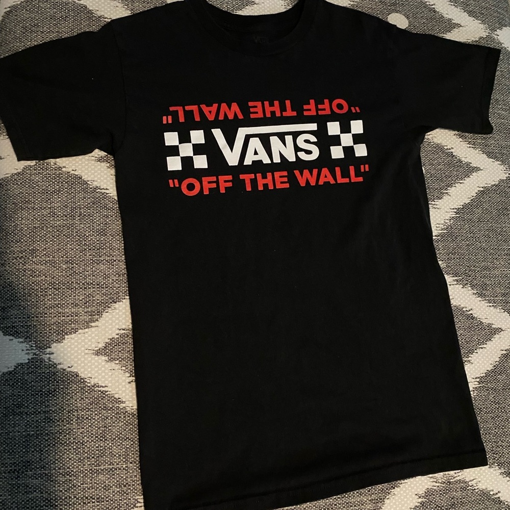 Vans t-shirt size small
